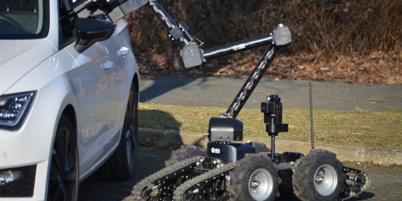 Ejercitos.org - French Ministry of Armed Forces to be equipped with ECA Group IGUANA E UGV