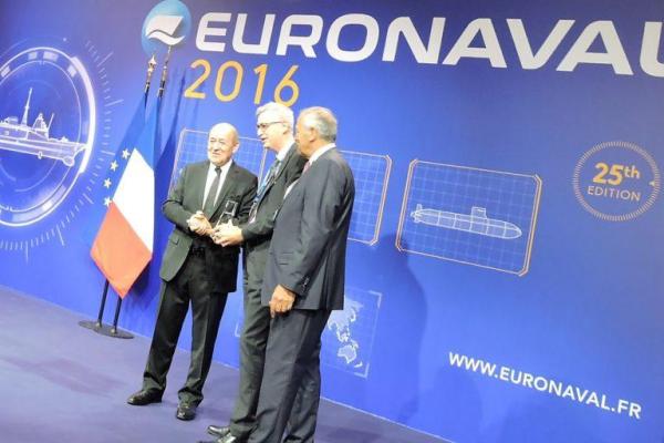 ECA-GROUP-EVENT-EURONAVAL 2016 estrade 2.jpg
