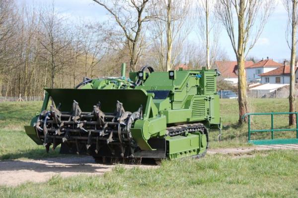 ECA-GROUP-CEFA SDZ-ECA Group partner with CEFA for the French Zone Demining System.jpg