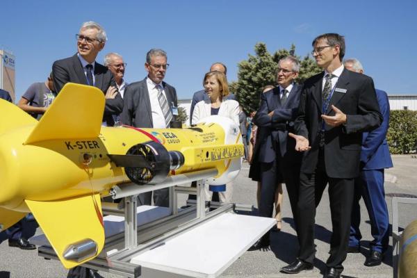 ECA-GROUP-EVENT-The French Minister of Armed Forces meets ECA Group teams in La Garde 2.jpg