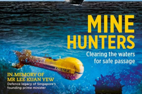 ECA-GROUP- PRESS REVIEW-Mine hunters-pioneer.jpg.png