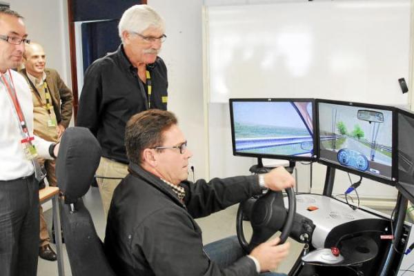 ECA-GROUP-SIMULATION-ECO DRIVING SIMULATORS-INTER SRE BRETAGNE.jpg