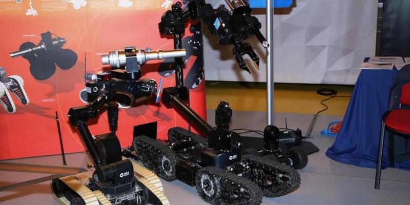 EDR Magazine: EUROSATORY 2018 | ECA Group presents its family of ground robots 
