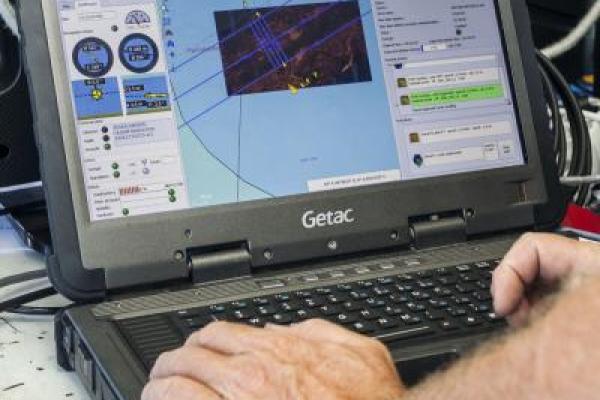 ECA-GROUP-AUV SEMINAR IN TOULON-A9 DEMO-COMPUTER.jpg