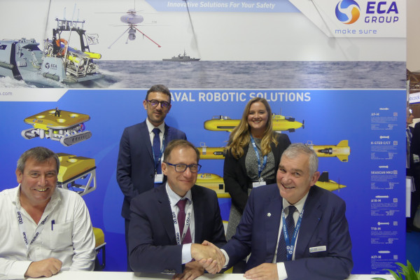At the occasion of EURONAVAL, Naval Group and ECA Group signed the letter of intent for a contract worth more than € 12 million for the supply of electrical equipment (electric propulsion and variable speed drives), as well as associated a spare parts, fo