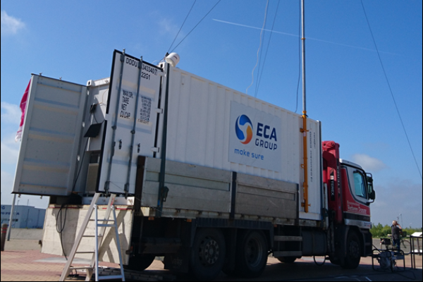 ECA GROUP - UMIS CONTENARIZED -Belgium_container on truck.png