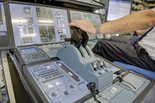 ECA-Group-AVIATION-SIMULATION-TSMT-A330-Touch-Screen-Maintenance-Trainer-Set24 [1600x1200].jpg