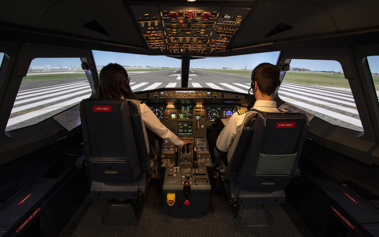 FTD A320 FL100