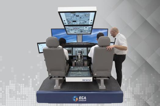ECA-Group-AVIATION-SIMULATION-TST-B737-touch-screen-trainer-2.jpg