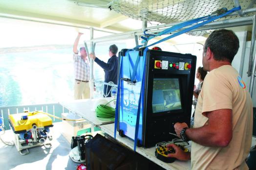 ECA-GROUP-ROV-H300-MK2-CONTROL-UNIT.jpg