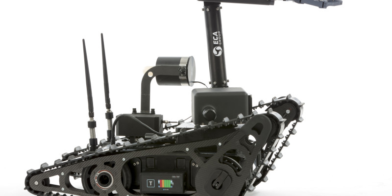 ECA GROUP awarded two new contracts for ground robots, for more than €3 million – first successes for the CAMELEON LG robot in Canada and France
